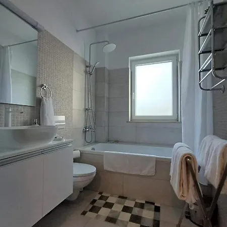 Swiss 3 Apartment Brasov